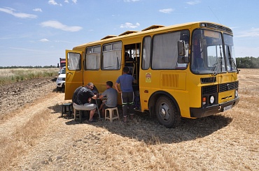Уборка урожая в ООО "Дила" июнь 2019г